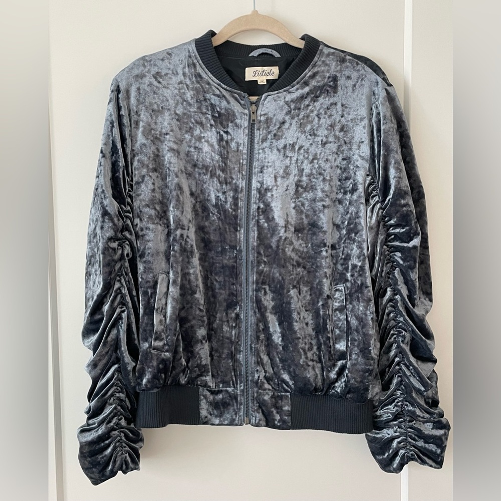 Listicle Velour Full Zip Ruched Sleeve Bomber Jacket, Large